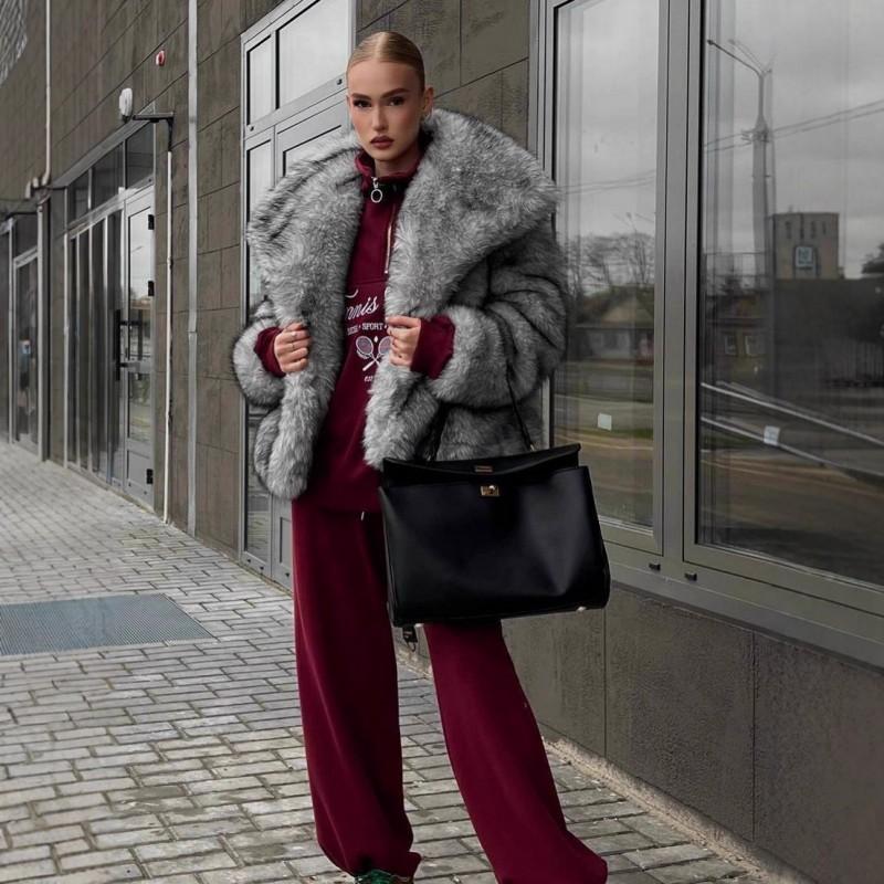 Womens Faux Fur Coat With Oversized Lapel Winter Street Style Warm Outerwear