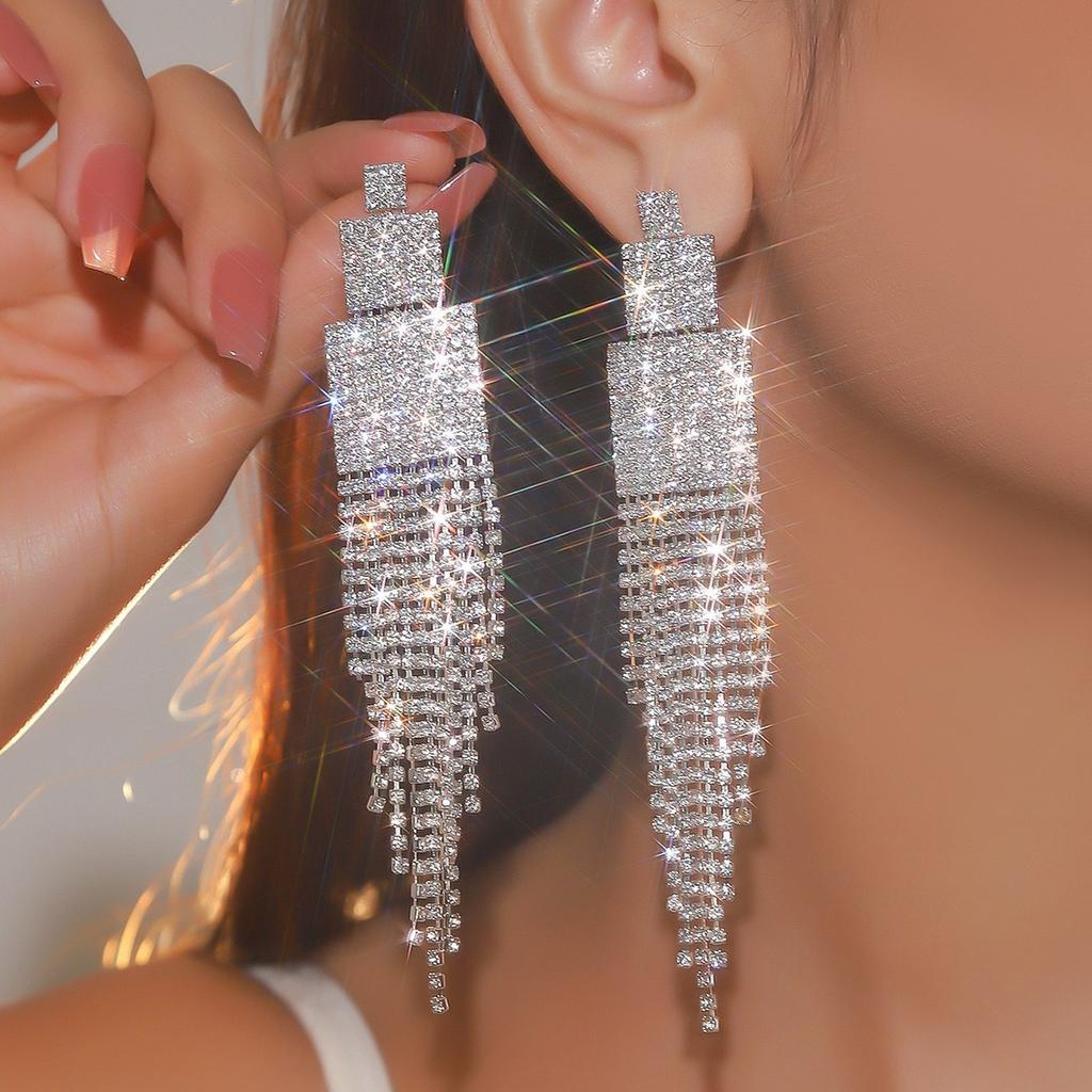 Модные блестящие длинные серьги-кисточки со стразами, роскошные серьги в стиле темперамент с женскими серьгами