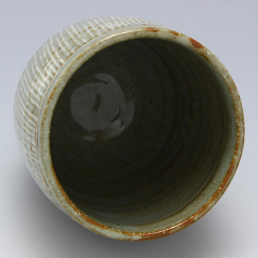 Mino ware teacup with Michio Ito Mishima carving pattern, approximately 190ml capacity, made in Japan, product number 046-0007