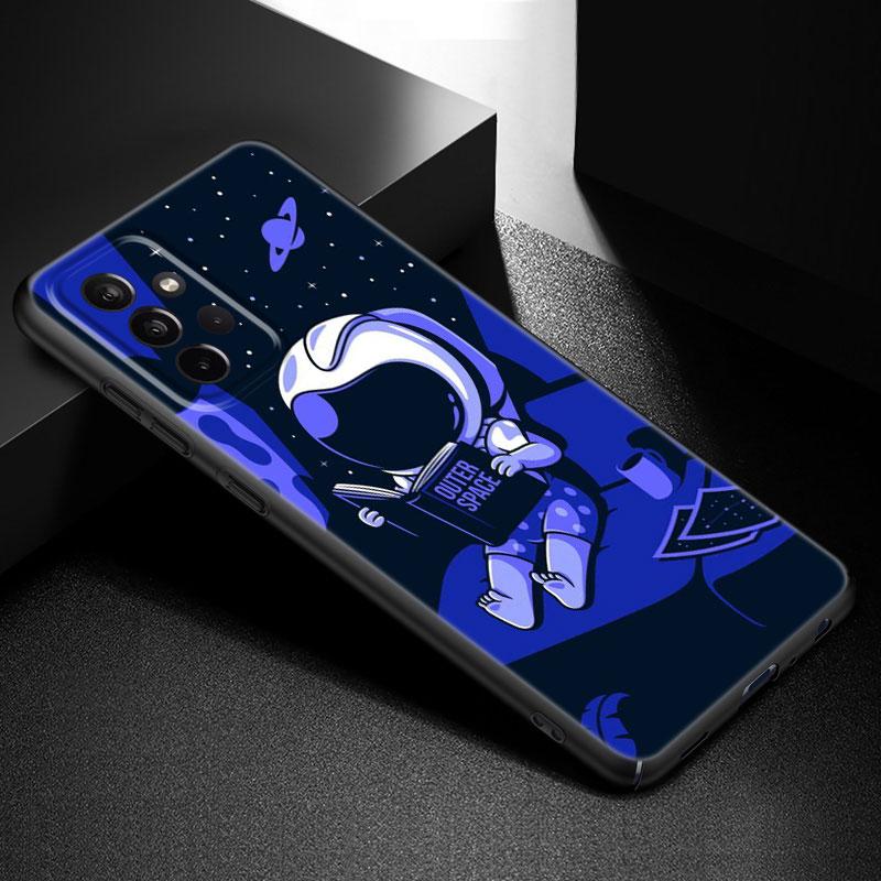 Милый чехол для телефона с космонавтом и Землей для Samsung Galaxy A21 A30 A50 A52 S A13 A22 A32 A33 A53 A73 5G A11 A12 A31 A51 A70 A71 A72