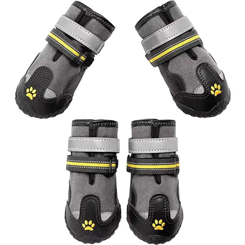 Large Medium Dog Shoes Waterproof Reflective Eco-Friendly Solid Leather Snow Boots Classic Style Paw Protector New Promotion