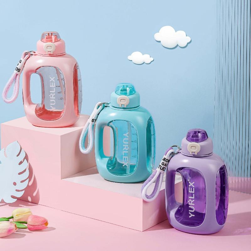 Спортивная бутылка для воды большой вместимости с соломинкой, термостойкая портативная бутылка для воды для студентов летом