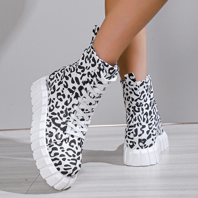 Модные европейские и американские короткие сапоги 2024 года, осень и зима, новый дизайн, универсальная женская обувь с леопардовым принтом, большие размеры 36-43, Traf