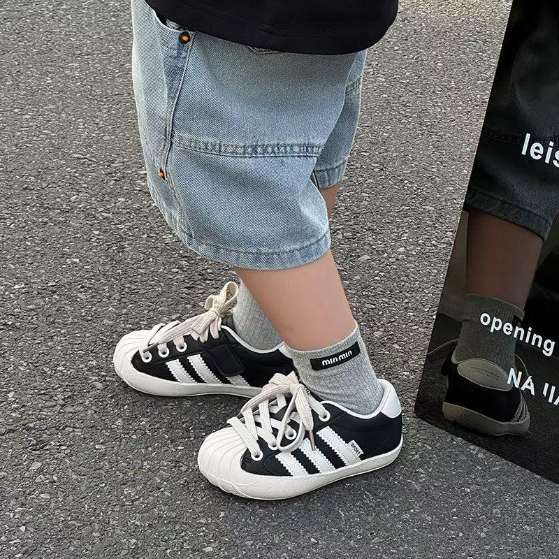 Kids Soft Sole Trainer Shoes Boys Girls Breathable Mesh Lining Rubber Slip-On Sneakers Leopard Print Sport Style