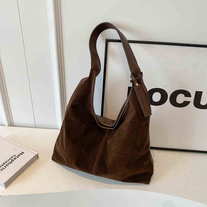 Women's Suede Shoulder Bags Autumn Winter Vintage Large Capacity Work Commuter Bags Brown Versatile Shopping Bag