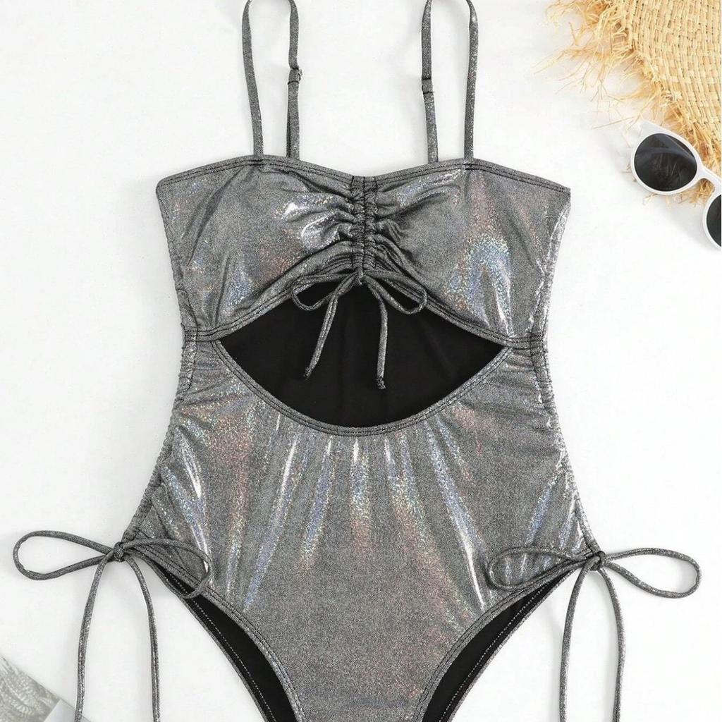 1011 new European and American sexy light metal sense one-piece swimsuit women's low-cut backless and thin swimsuit