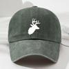 Baseball caps for men and women with deer pattern print, retro style, outdoor leisure style, minimalist design