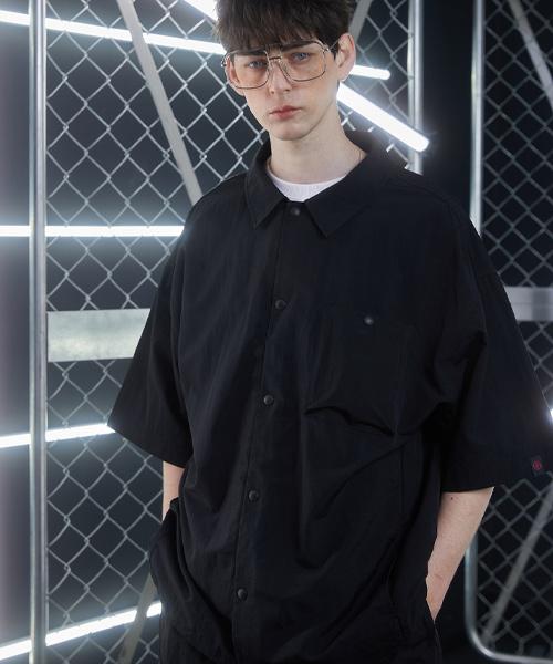 WANGGWAN Nylon Exclusive Oversized Shirt (Black)