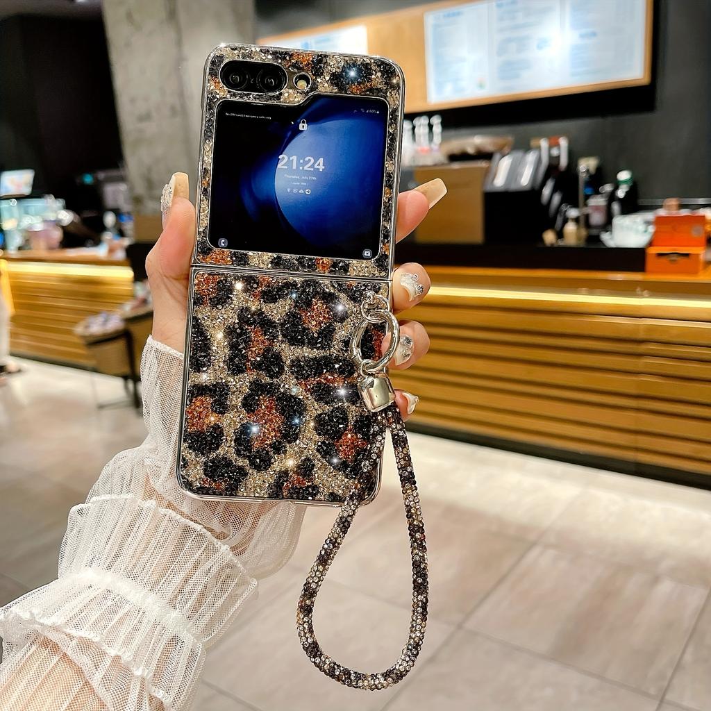 New Plated Flash Diamond Leopard Print Folding Phone Case With Bracelet for Samsung Galaxy Z Flip 6 5 4 3