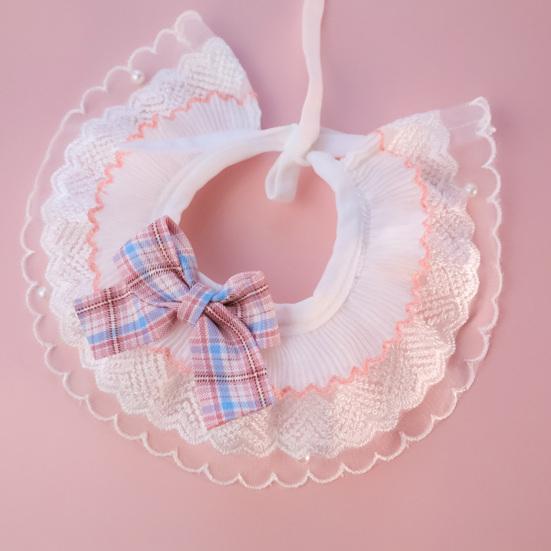 Нагрудник для домашних животных, кружевная отделка, приятна для кожи, тонкая текстура, износостойкая, не вызывает раздражения, легко носить.