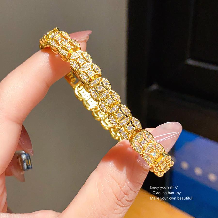 Геометрический браслет из меди и циркона с элегантным золотым покрытием для женщин