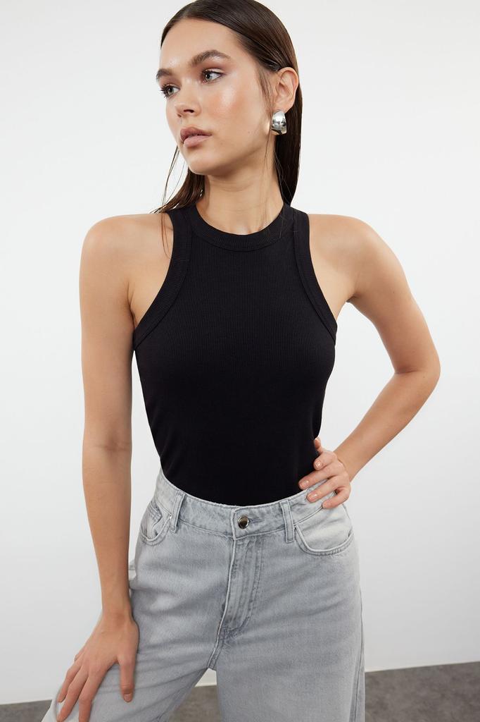 Women's Fashion Black Halter Neck Fitted Regular Length Ribbed Flexible Knitted Undershirt