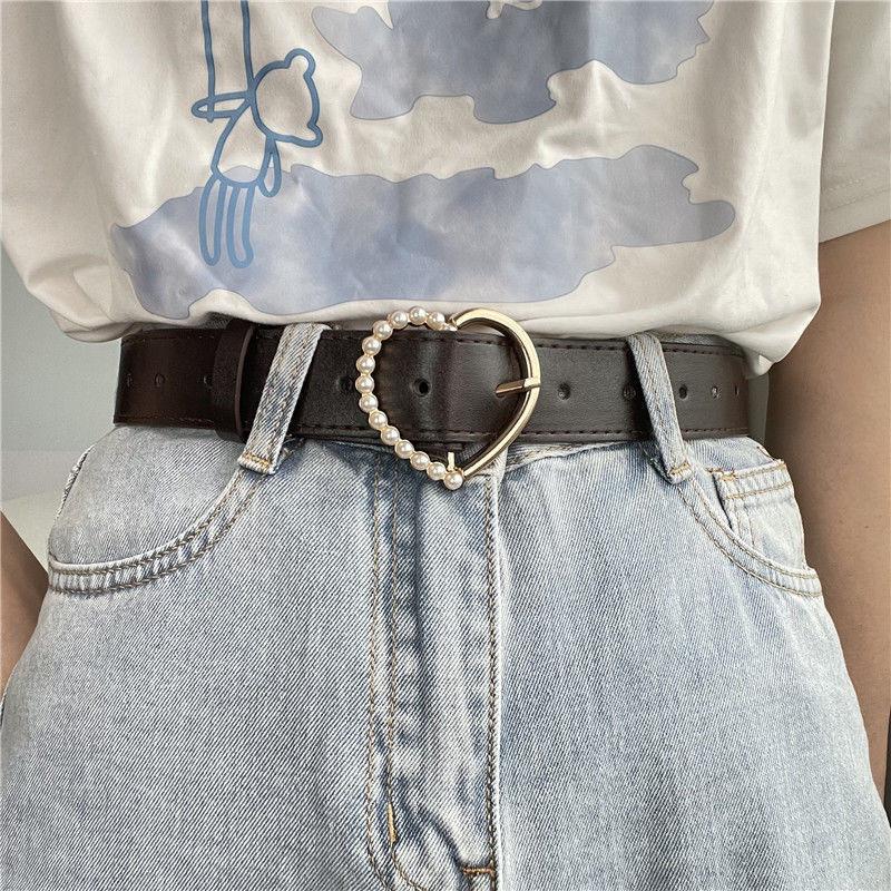 Fashionable Pu Women's Belt Featuring Elegant Heart Design For Versatile Styling