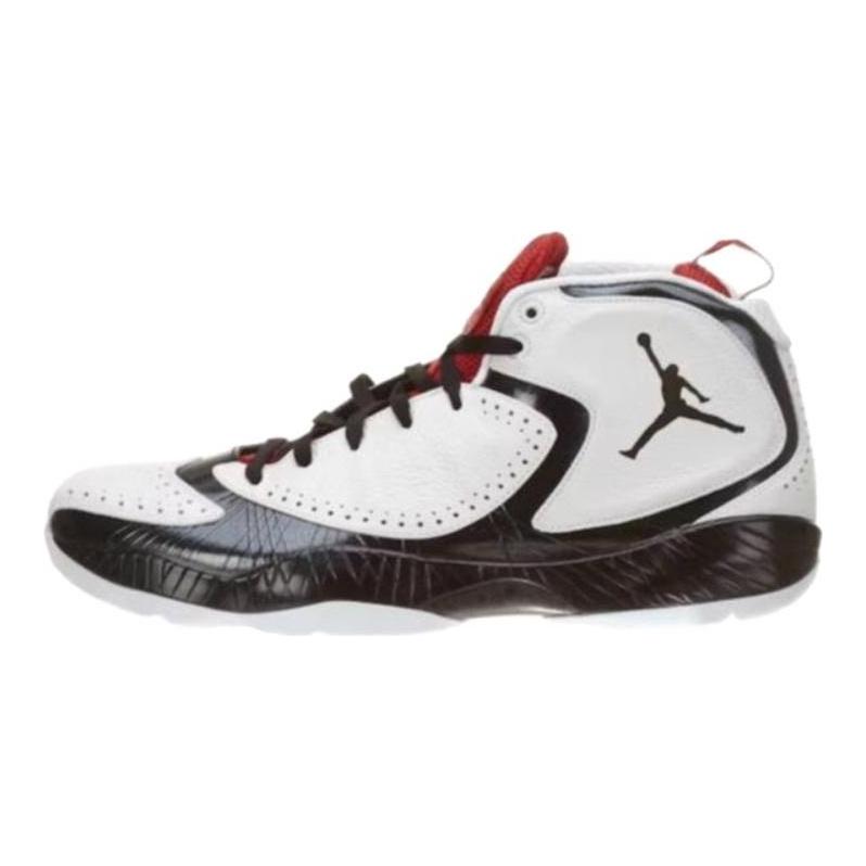 Jordan 2012 Q 'Белый Черный Красный' 508320-182