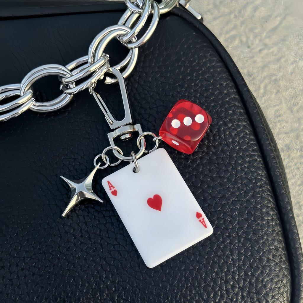 Брелок-шарм Ainsworth Poker God с несколькими элементами и украшение на пояс