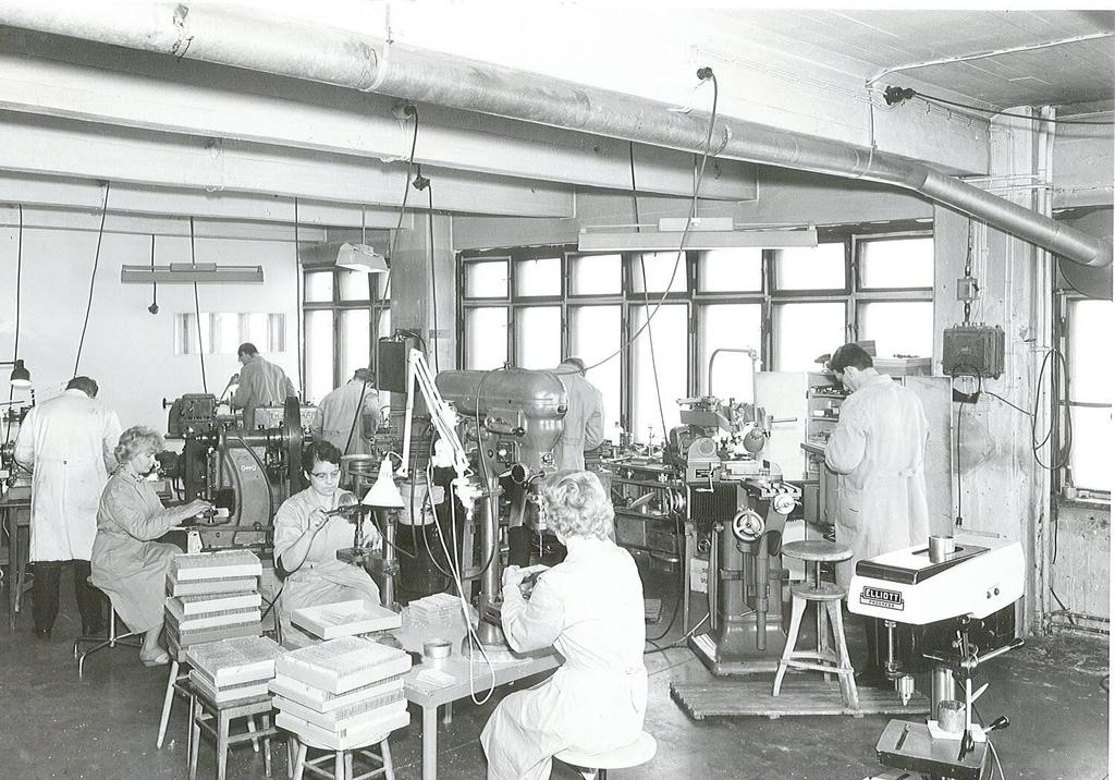 Suunto Compass Japanese A-30 (SS012095013) [Official Product]