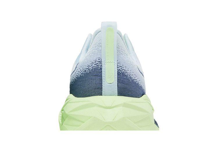 Asics Novablast 4 Холодный серый Синяя экспансия
