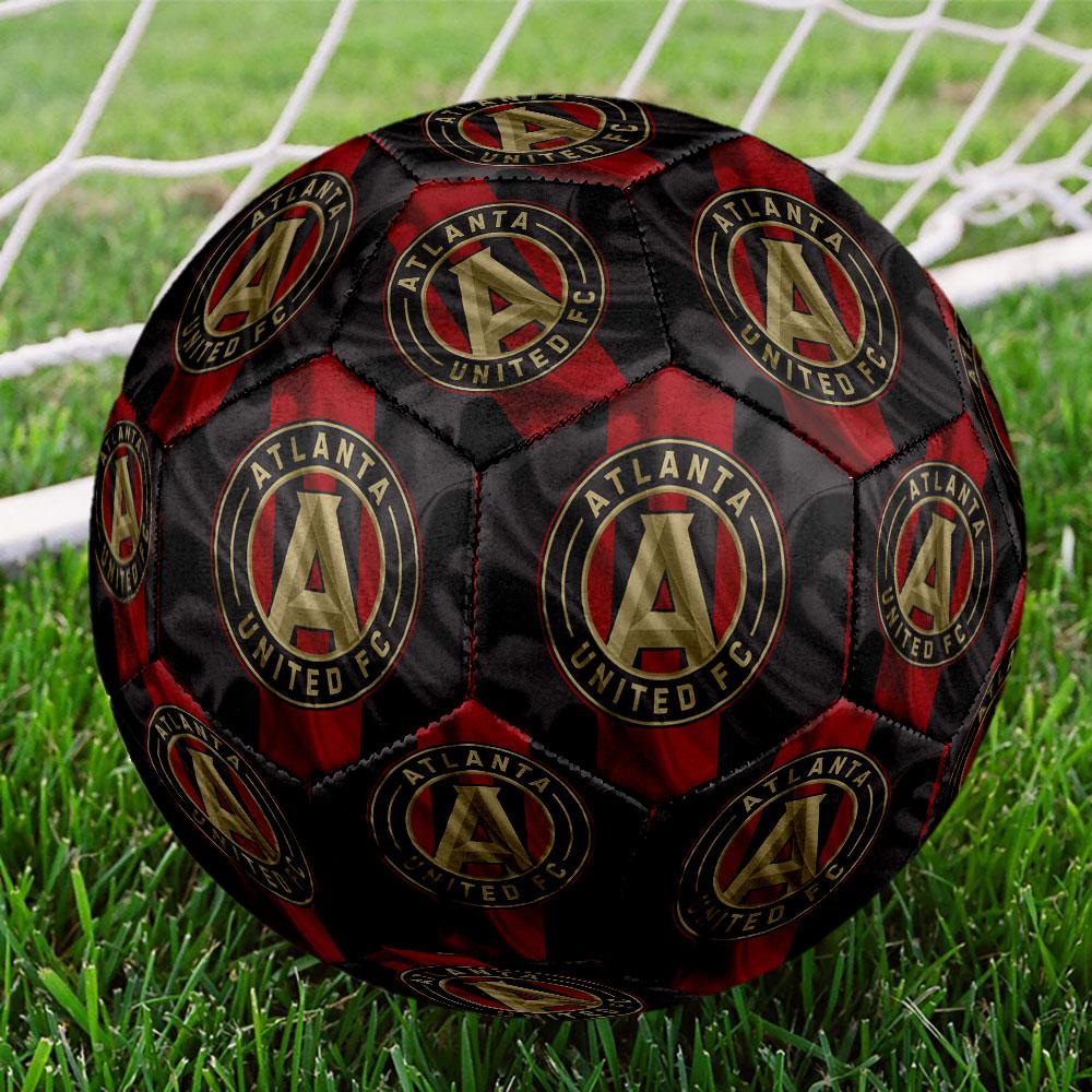 Футбольный мяч Atlanta United FC, размер 5, машинная сшивка, ПВХ, прочный и с высоким отскоком, подходит для всех возрастов, фанатская атрибутика, для матчей и использования на открытом воздухе.