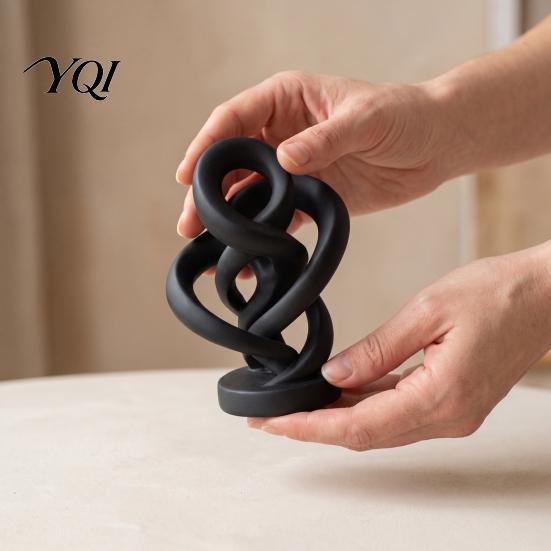 Minimalist Interior Decoration Modern Abstract Twisted Statue, 3D Printed Infinity Twist Ornament, Art Sculpture Artistic for Home Office Living Room