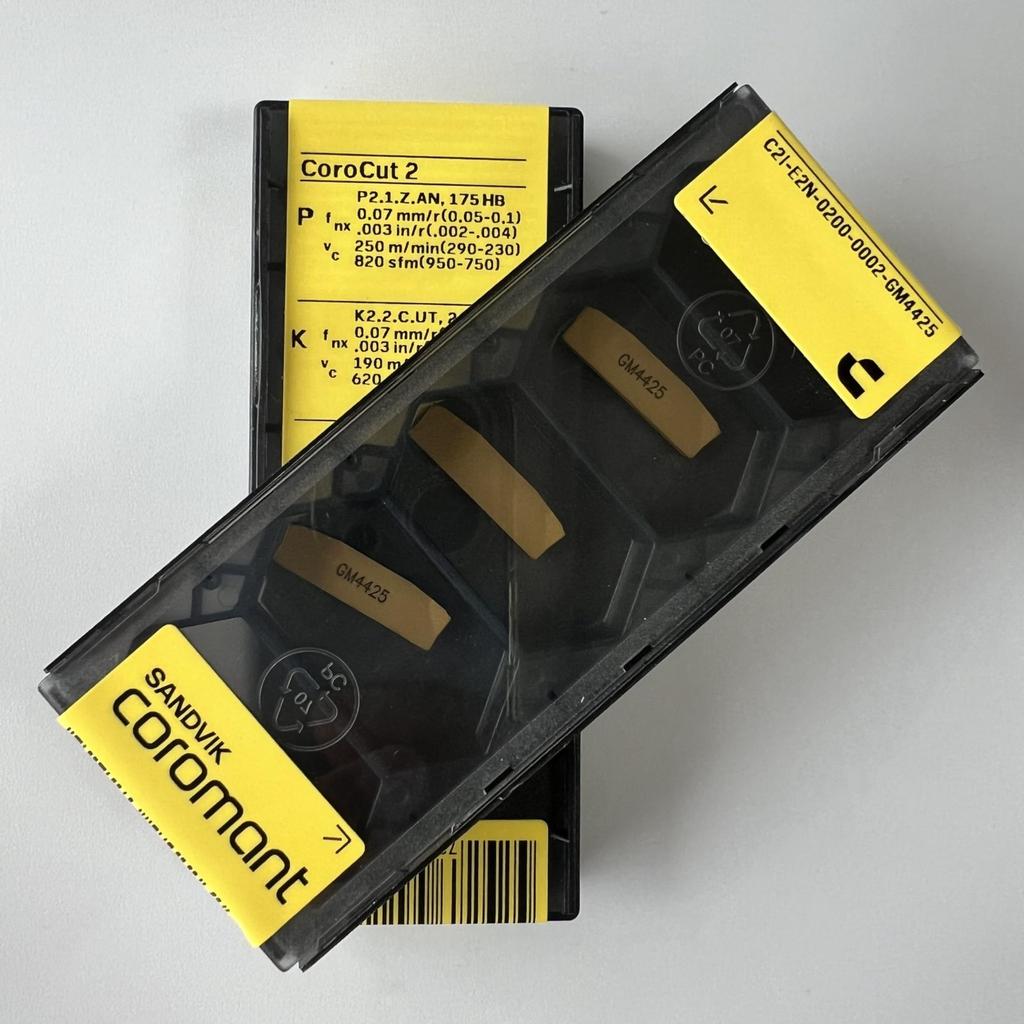 SANDVIK / C2I-E2N-0200-0002-GM 4425 / Original Swedish hard alloy blade 5 Pcs