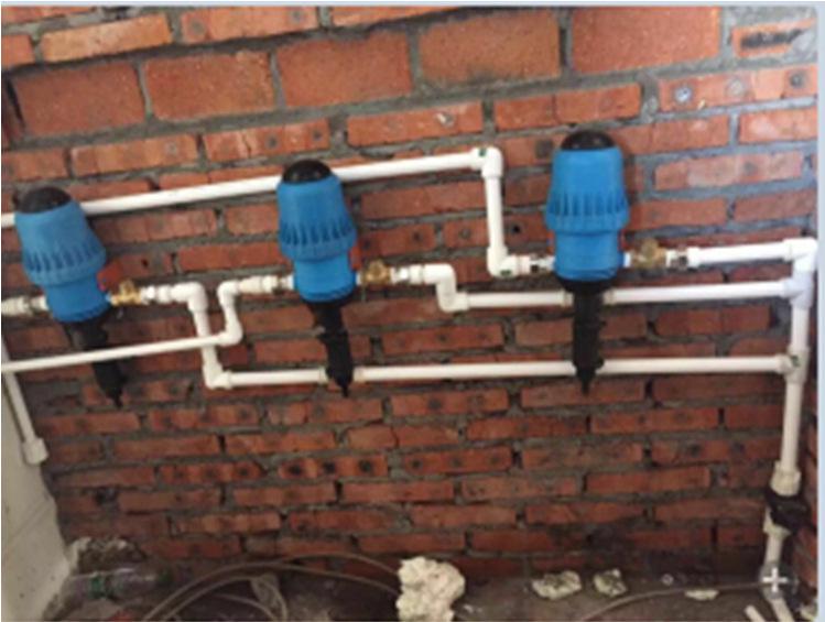 Пропорциональный насос с приводом от воды для ирригации, внесения удобрений, автомойки и аквакультуры.