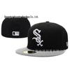 Бейсболка с вышивкой Chicago White Sox MLB с плоским козырьком