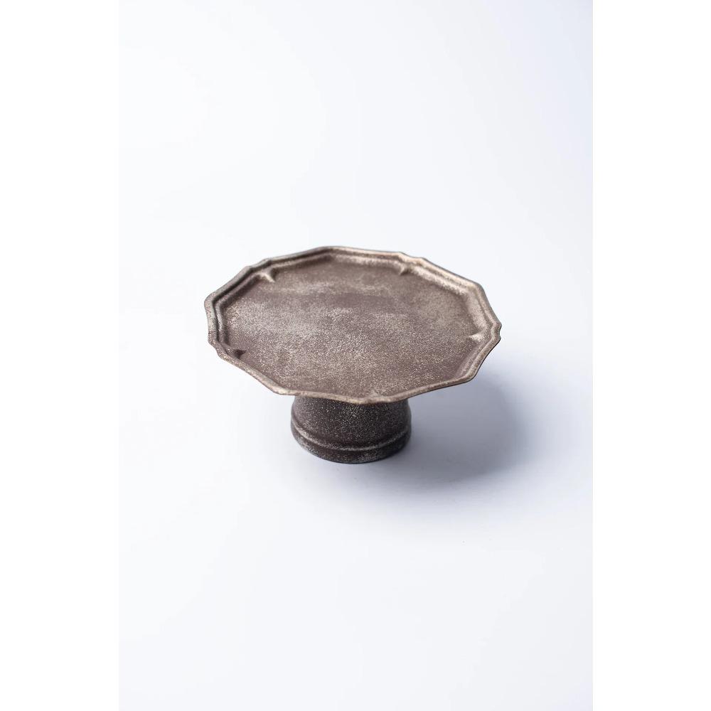 Винтажный металлический поднос для десерта во французском стиле, состаренная тарелка для фруктов на высоких ножках, домашнее хранилище, реквизит для фотосъемки, антикварный реквизит для фотосъемки