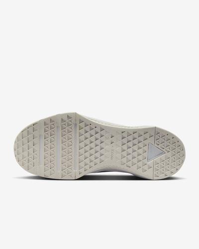 Nike Женские кроссовки для тренировок Metcon 10 HQ2620-100 Размер