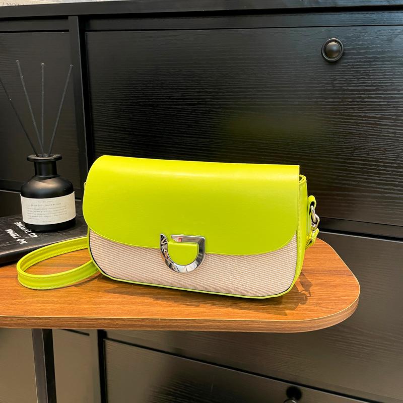 Simple 2025 New Spring Fashion This Year Popular Flip Casual Messenger Handbag Bag Women