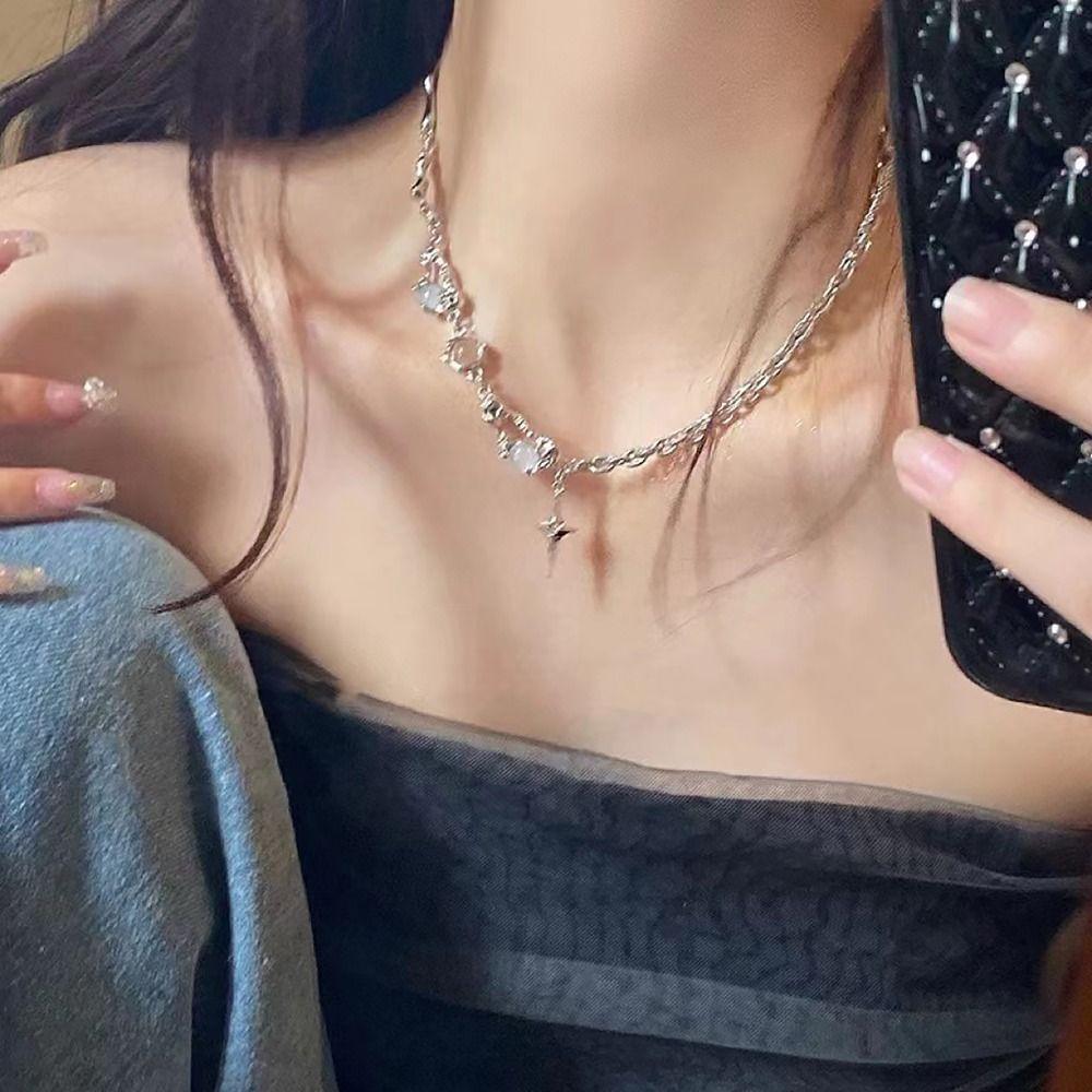 All-match Clavicle Chain Love Butterfly Shiny Chain New Trend Collarbone Chain Women Girls