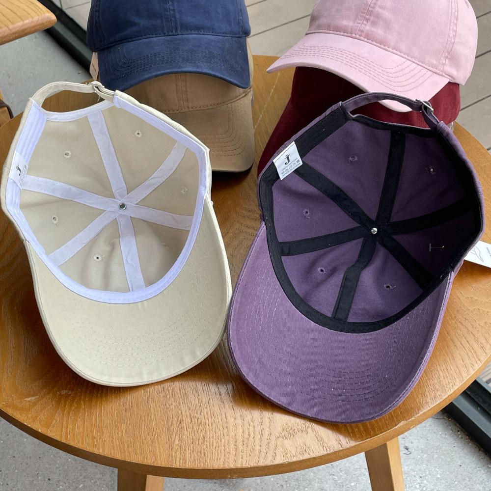 Hat Women's Simple Versatile Solid Color Baseball Cap Couple Casual Face Small Light Board Cap Men's Four Seasons