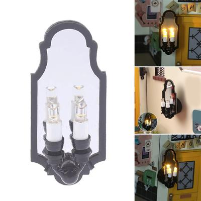 Кукольный домик Светодиодный настенный светильник с двухголовым светильником Масштаб 1/12 Миниатюрный настенный светильник для демонстрации декораций сада