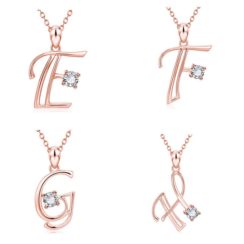 Стильное женское ожерелье с бриллиантовой подвеской в виде 26 букв