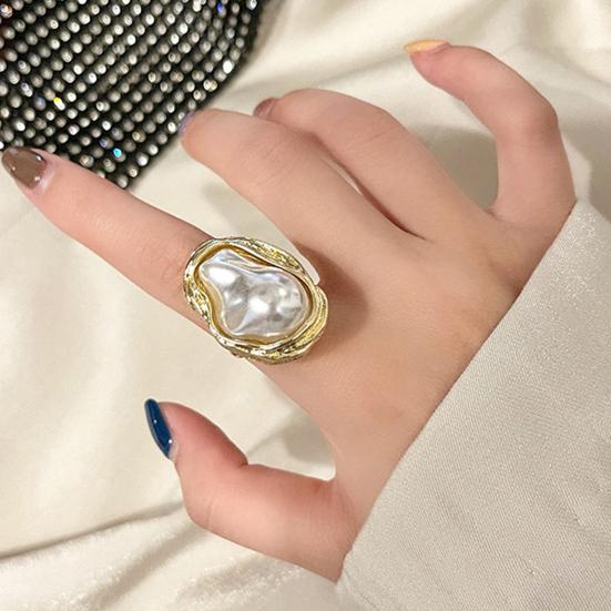 Elegant Irregular Faux Pearl Open Ring Exquisite Jewelry Finger Ring Banquet Party Accessories