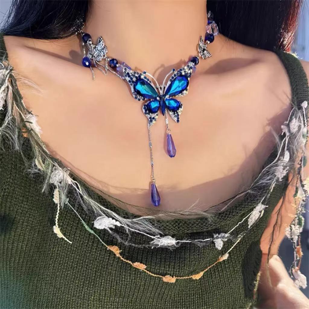 Super Fairy Retro Collarbone Chain, Blue Crystal Butterfly Tassel Light Luxury Personality Women Neck Chain