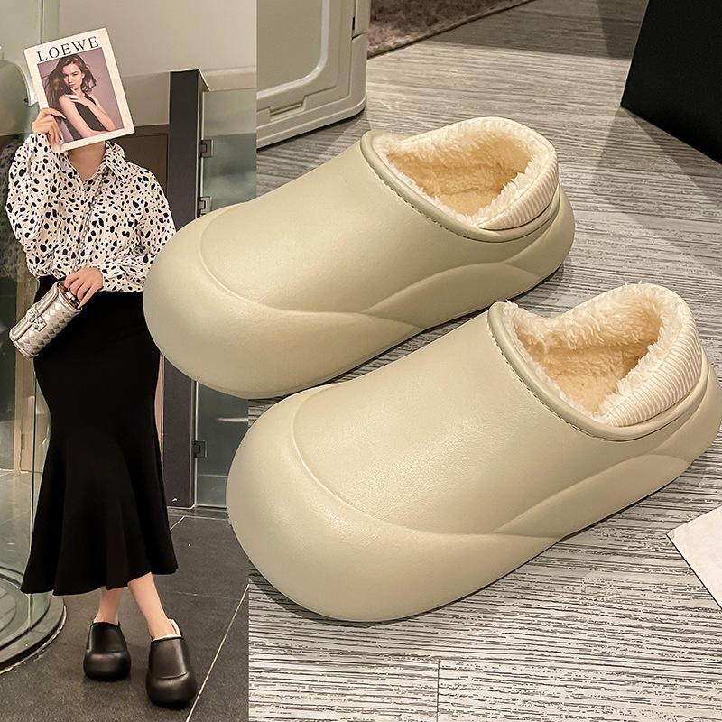 New winter velvet cotton slippers women's outdoor heightening thick-soled non-slip waterproof warm cotton shoes for outer wear