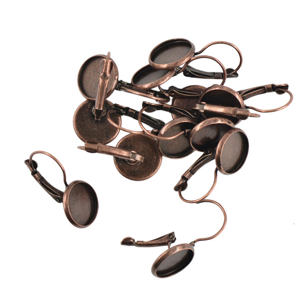 24 шт. Заготовки для сережек с французским рычагом на спине подходят для сережек с кабошонами диаметром 12 мм.