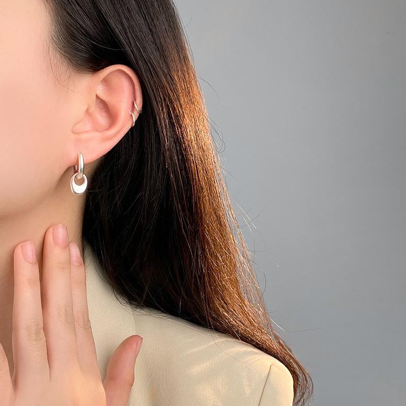 Simple Frosted Oval Ear Button for Women's Heavy Industry Fashionable Personality Cold Wind Ear Ring