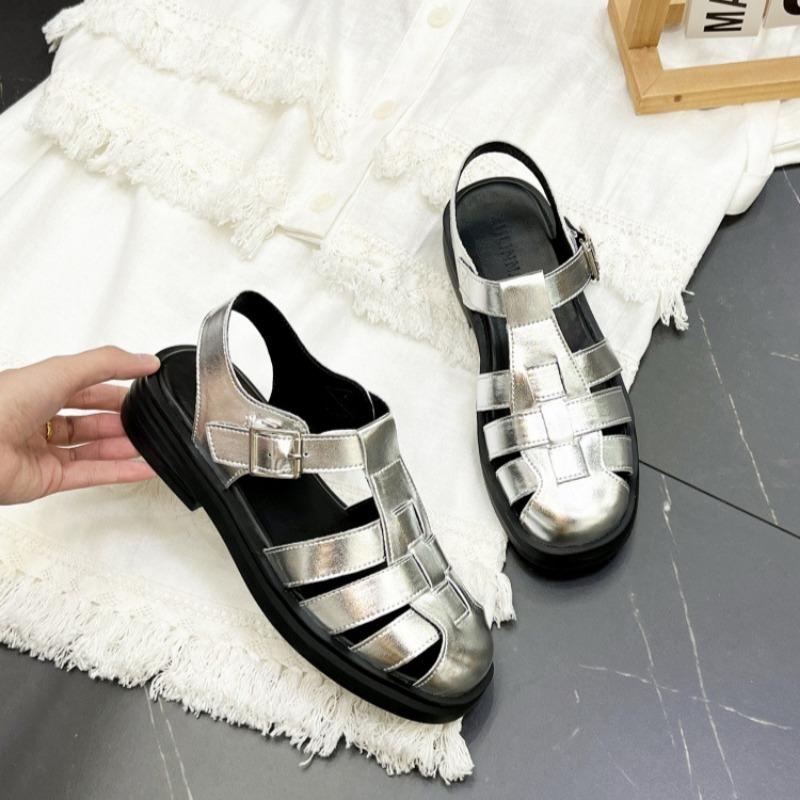 Ретро плетеные римские сандалии Мягкая подошва Ниша Толстая подошва Низкий каблук Полые свиные клетки Туфли из натуральной кожи Женские туфли