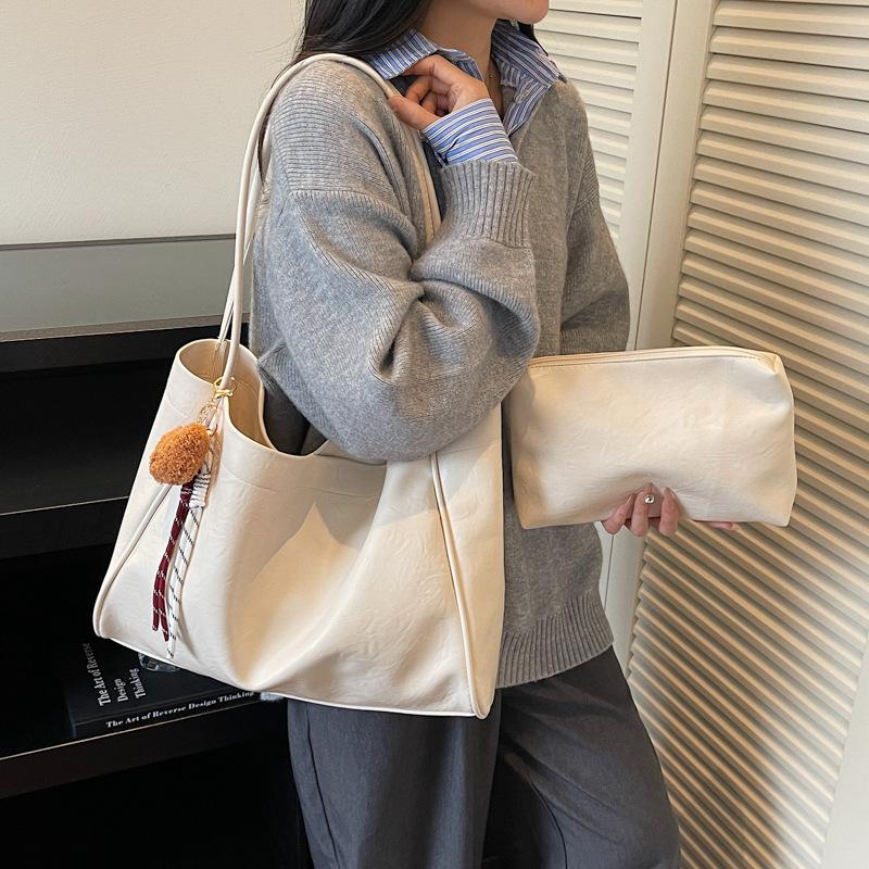 Портативная сумка-тоут Женская ретро-сумка Сумка через плечо для поездок на работу Сумка подмышку из мягкой кожи