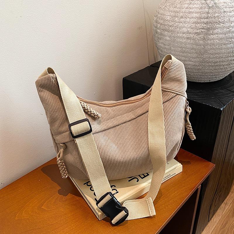 Women Large Capacity Corduroy Dumpling Shoulder Crossbody Casual Commuter Bag