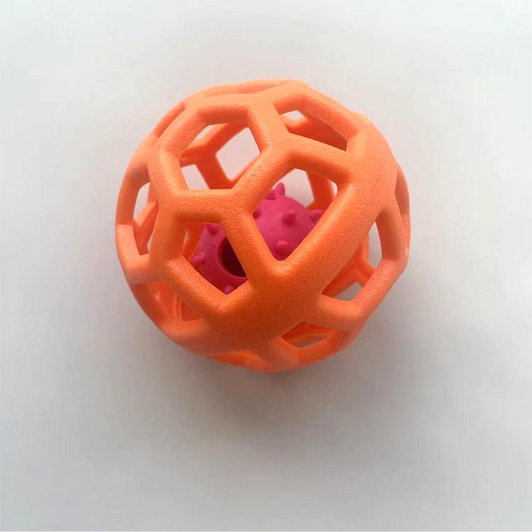 Игрушка для питомцев, полый мяч из термопластичной резины, с рождественским колокольчиком для щенков и кошек