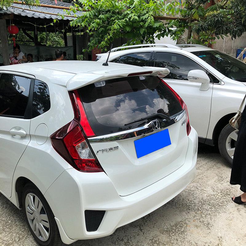 Задний спойлер на крышу Honda FIT, без сверления, 2014-2020, с подсветкой G