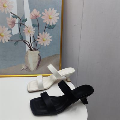 Модная обувь Тонкие каблуки Шлепанцы Повседневные шлепки Слиперы Женская роскошная мягкая Летняя 2025 Модная обувь Шлепанцы Женские Летние шлепки Тонкий каблук