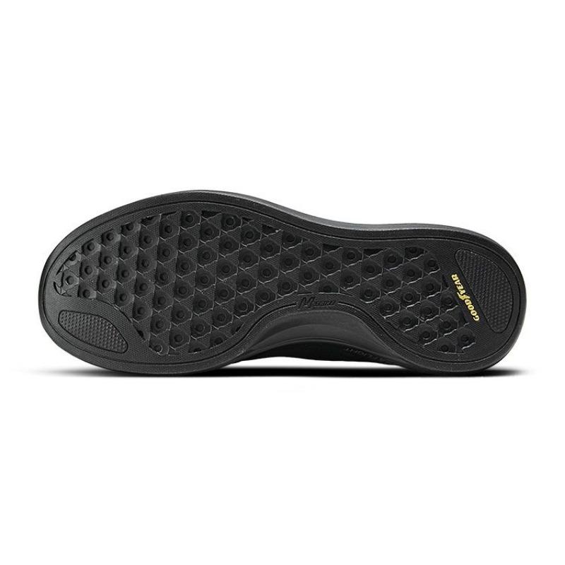 Skechers Go Run Pulse Men Lightweight Cushioned Comfort Low Top Running Shoes Black 220539-BBK