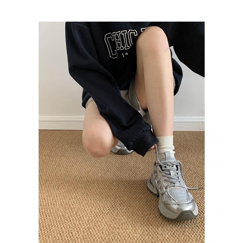 Ретро-стиль Гонконга Show Feet Маленькие ретро-туфли на толстой подошве Daddy Shoes женские весенние легкие студенческие спортивные туфли