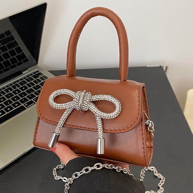 Niche Design Bag for Women New Fashion Mini Girl Handbag Versatile Chain Crossbody Bag Lipstick Bag