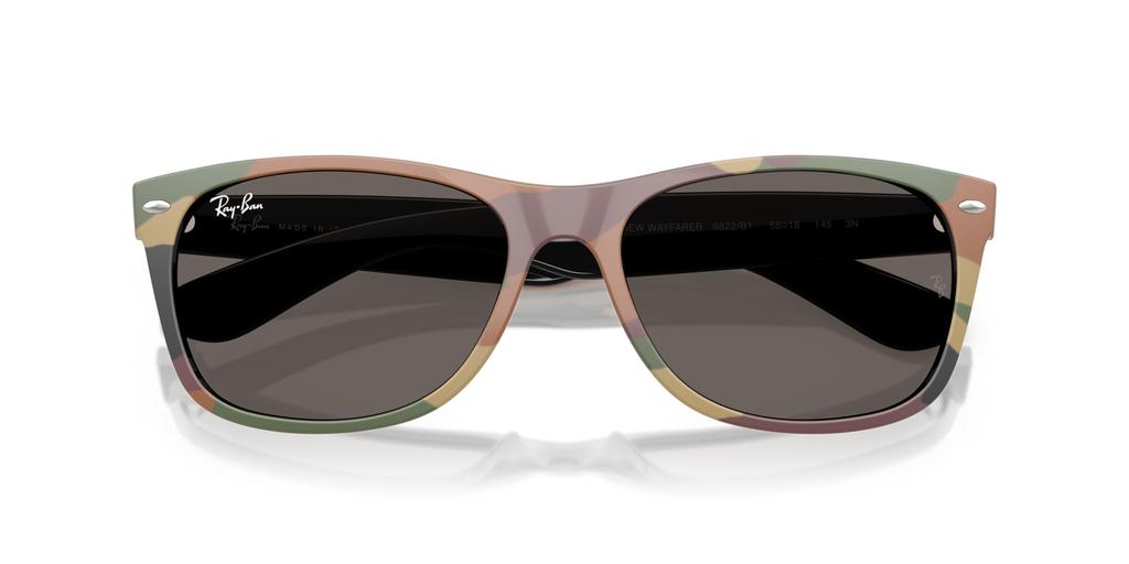 Солнцезащитные очки 0RB2132 NEW WAYFARER ЧЕРНЫЕ С ЗЕЛЕНЫМ КАМУ ТЕМНО-СЕРЫЕ 6822B155 Поляризационные [Ray-Ban]