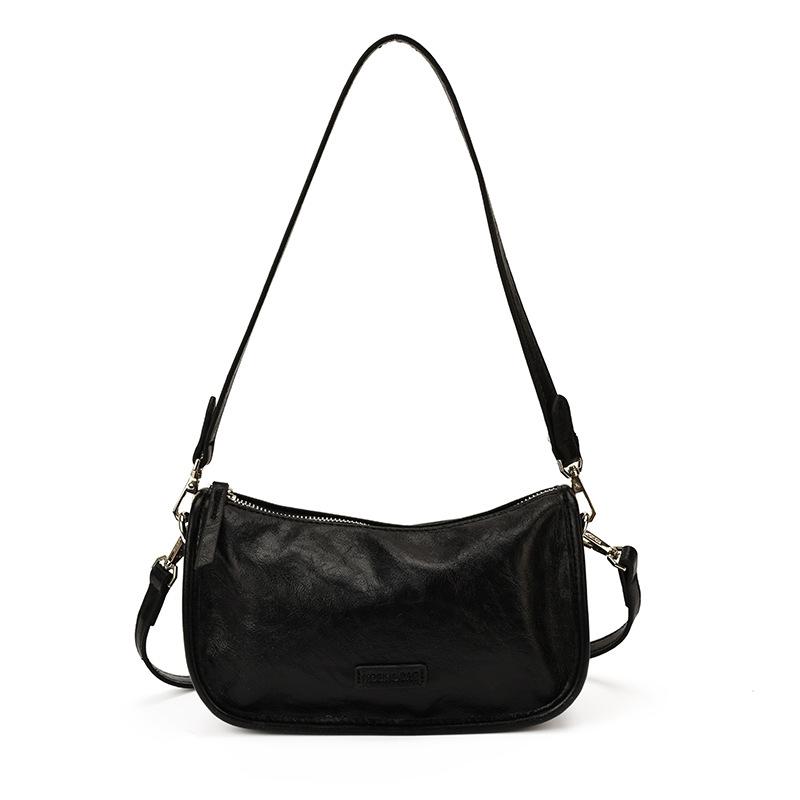 New Versatile Casual Messenger Bag Korean Version Of Simple Explosive Shoulder Pillow Bag Super Fire Niche Bag Women