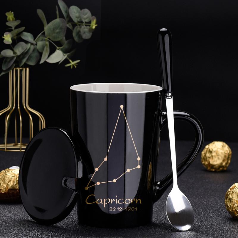 Керамические кружки 12 созвездий, креативные кружки с крышкой-ложкой, черная кружка, фарфоровая кружка со знаком зодиака, молоко, кофейная чашка, посуда для напитков, подарок для пар